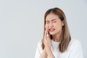 signs of tooth abscess symptoms adelaide
